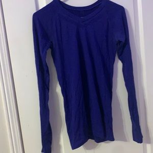 Long athletic blue sleeve. (Dry fit)